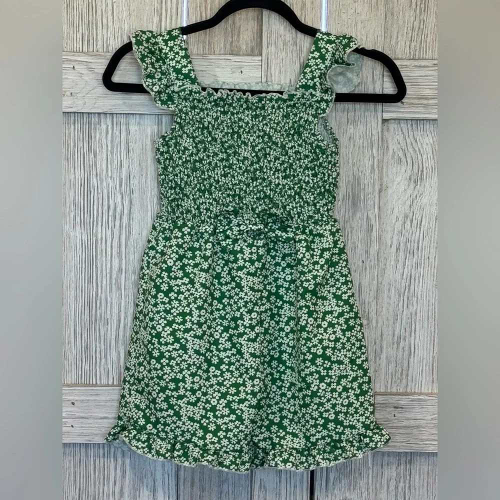 Unbranded Green Floral Romper for Little Girls Sz 7 (130)